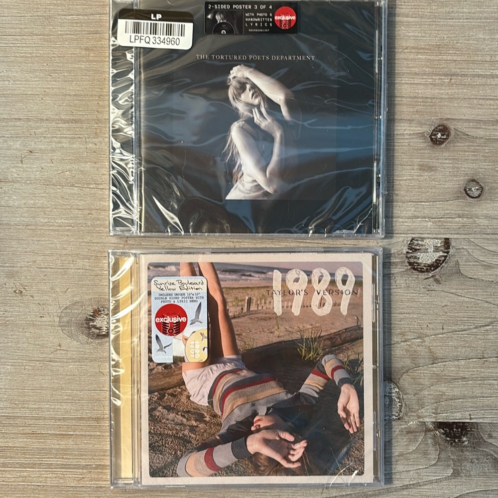NEW Unwrapped 2 Taylor Swift CDs